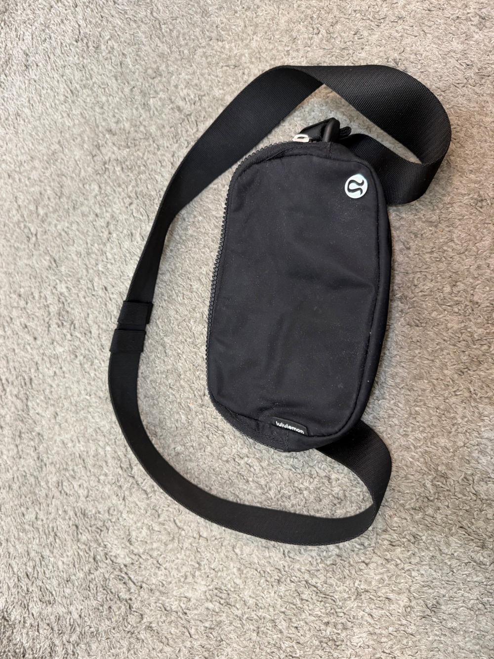 Black Lululemon Belt Bag